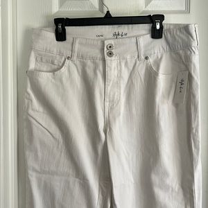 Style & Co Capris / NWT